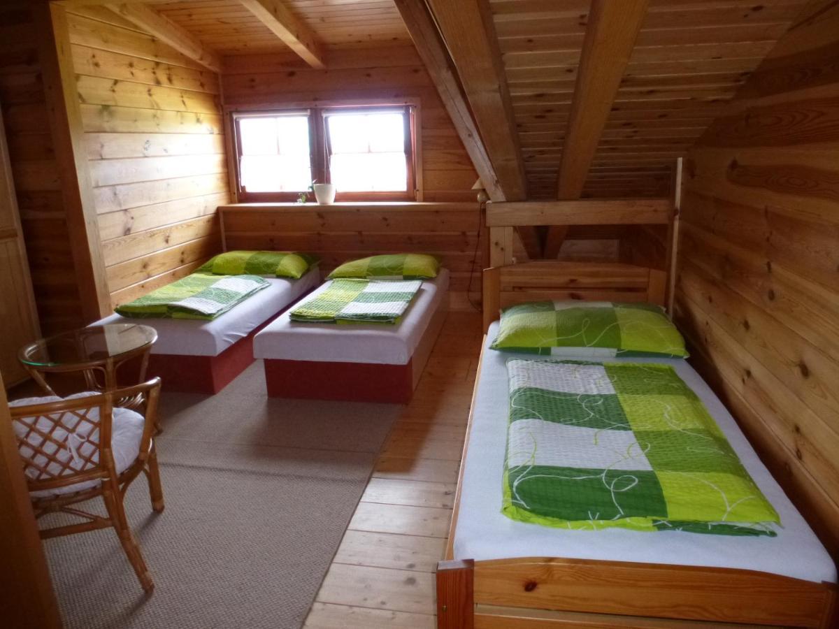 Restaurace Vraz Hotell Trhové Sviny Eksteriør bilde