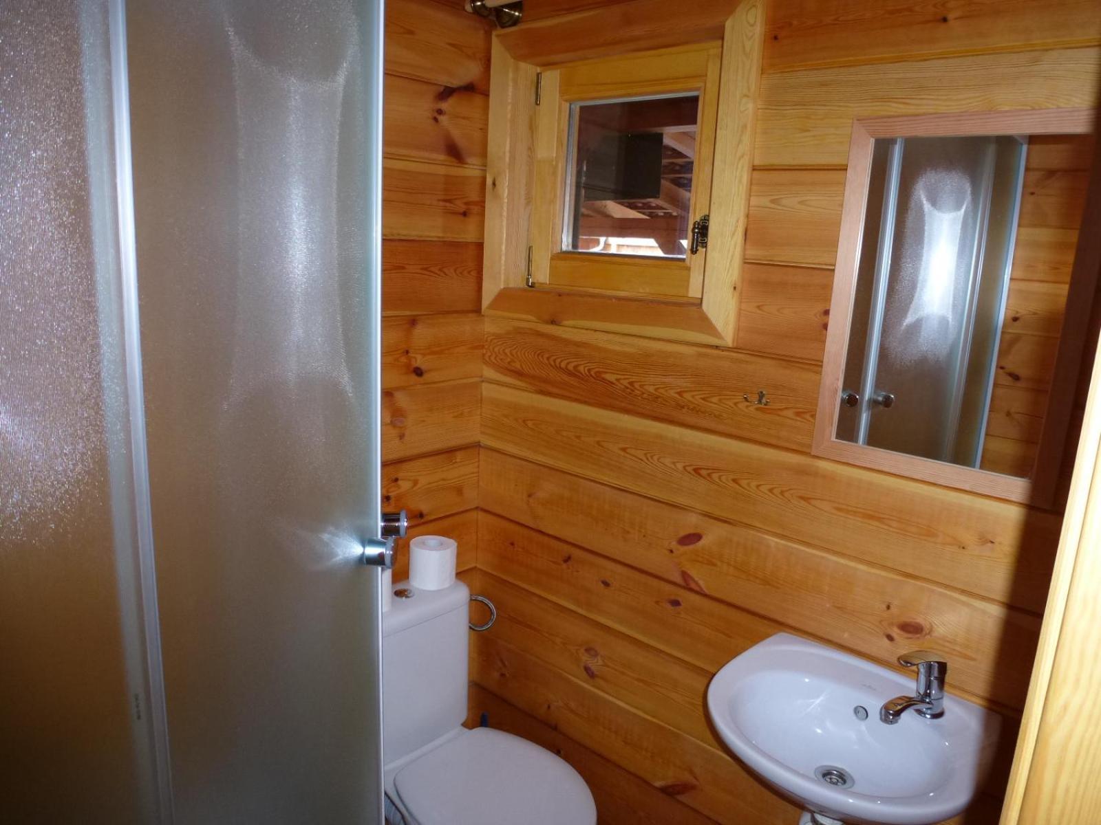 Restaurace Vraz Hotell Trhové Sviny Rom bilde